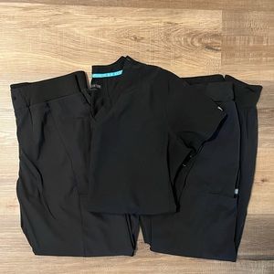 MedCouture Black Scrub set x2 pants and 1 top! Size Medium